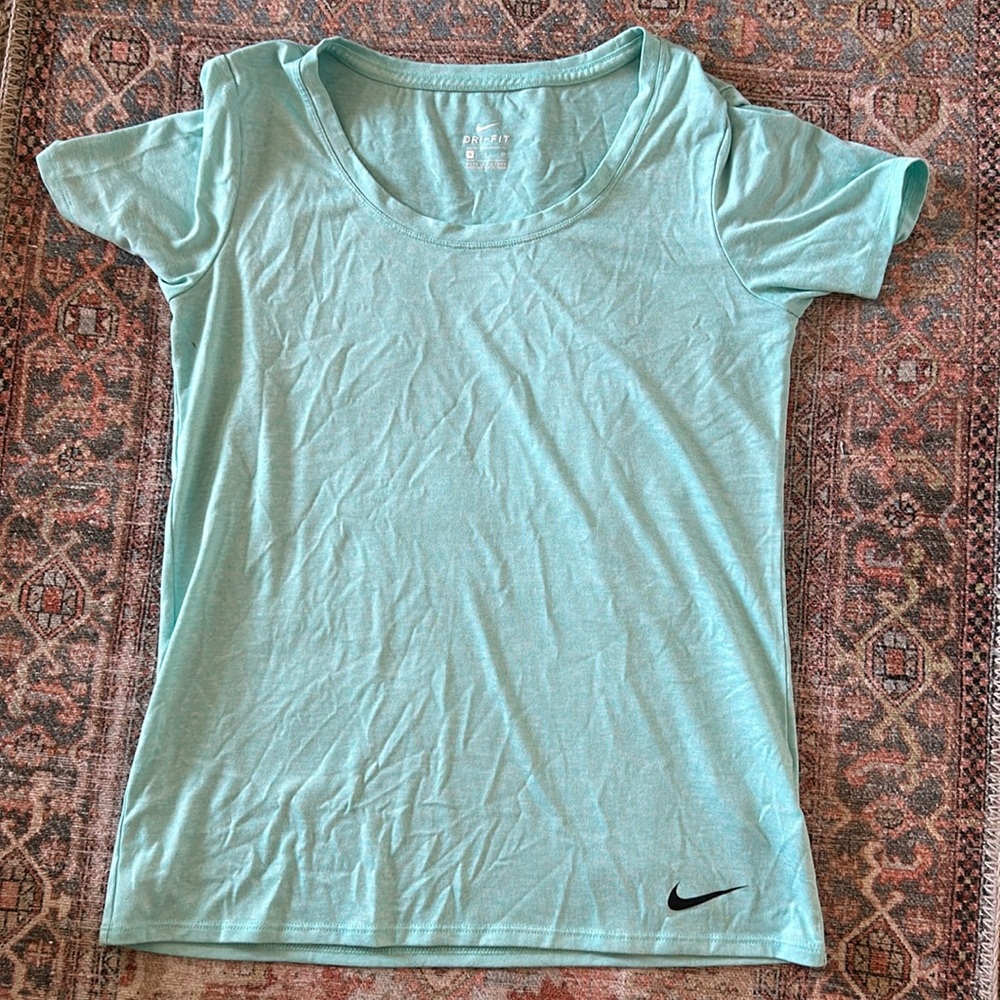 Woman’s dry fit shirt